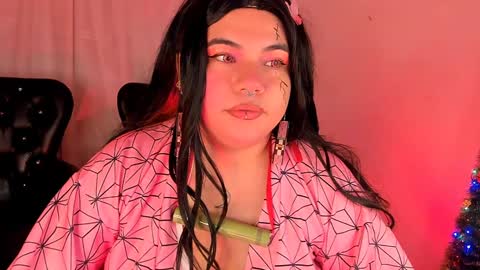 Snapshot of samanta_cutee1 chatting on 01-05-25, 11:37 SAMANTA online show from 01-05-25, 11:37