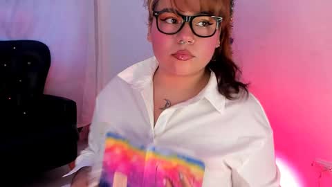 Snapshot of samanta_cutee1 chatting on 01-18-25, 08:19 SAMANTA online show from 01-18-25, 08:19