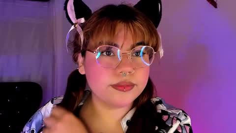 Snapshot of samanta_cutee1 chatting on 01-19-25, 10:28 SAMANTA online show from 01-19-25, 10:28