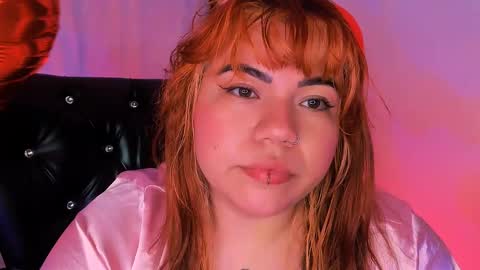 Snapshot of samanta_cutee1 chatting on 02-15-25, 08:43 SAMANTA online show from 02-15-25, 08:43