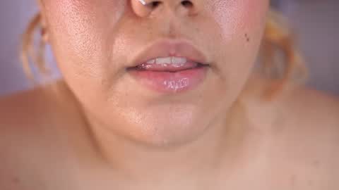 Snapshot of samanta_cutee1 chatting on 06-11-26, 06:39 SAMANTA online show from 06-11-26, 06:39