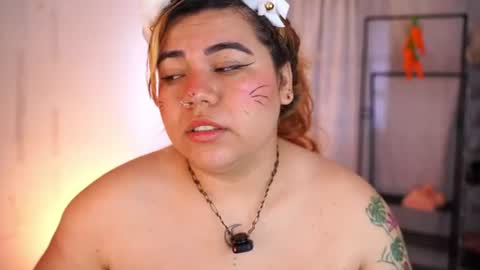 Snapshot of samanta_cutee1 chatting on 06-16-26, 04:42 SAMANTA online show from 06-16-26, 04:42