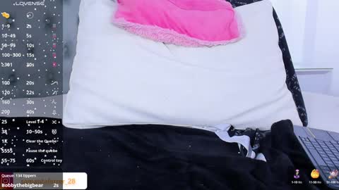 Snapshot of samanta_ferrerr chatting on 12-10-24, 09:55 Samanta online show from 12-10-24, 09:55