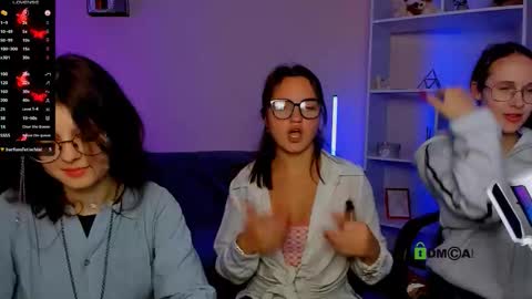 samanta_hotty online show from 10-17-25, 08:00