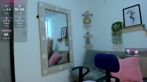 samanta_monroe online show from 09-18-25, 12:07