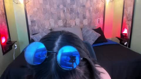 Samanta online show from 01-19-25, 03:50