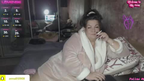 Marry online show from 10-21-25, 05:46