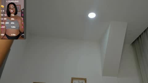 Snapshot of samanta_william chatting on 02-10-25, 03:03 samanta online show from 02-10-25, 03:03
