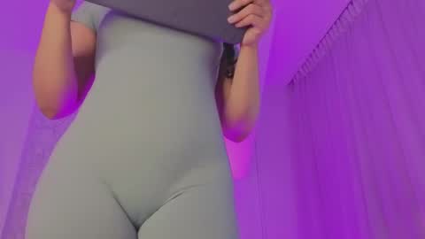  samanta  online show from 10-21-25, 03:18