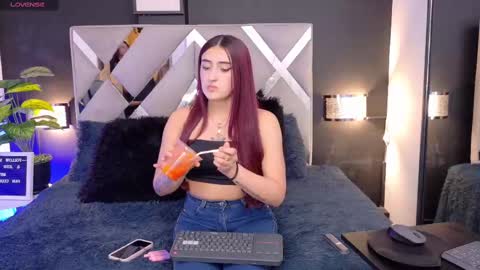 Samantha online show from 09-17-25, 09:05