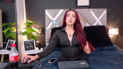 Samantha online show from 09-20-25, 09:49