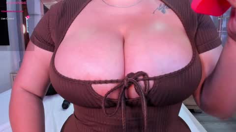 S A M A N T A   online show from 01-12-25, 06:28