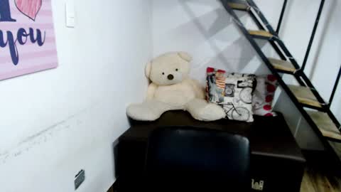 samantha online show from 12-17-24, 01:18