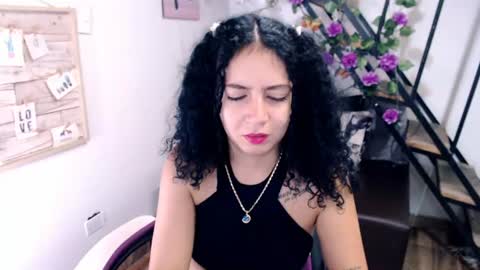 Snapshot of samantha2girl chatting on 08-03-26, 03:49 samantha online show from 08-03-26, 03:49