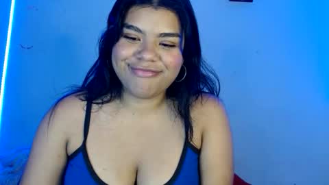 samantha_890 online show from 05-08-26, 01:11