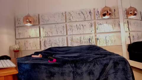 Samantha  online show from 02-28-25, 02:53