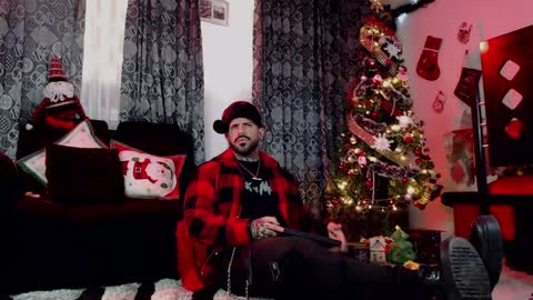 Snapshot of samantha_abrill chatting on 12-10-24, 11:51 Samantha and Victor online show from 12-10-24, 11:51