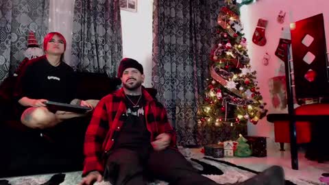 Snapshot of samantha_abrill chatting on 12-11-24, 02:52 Samantha and Victor online show from 12-11-24, 02:52