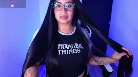 Snapshot of samantha_devil_ chatting on 03-24-26, 01:43 Samanta online show from 03-24-26, 01:43