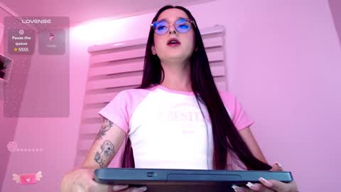 samantha_dollsx online show from 01-06-25, 06:14