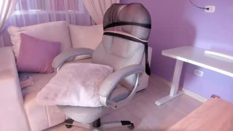 samantha_thompsoon online show from 05-07-26, 10:15