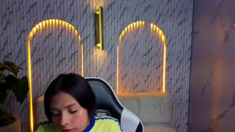 Samantha online show from 06-18-26, 03:07
