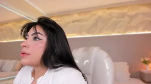 Snapshot of samanthaa_22_ chatting on 06-21-26, 11:57 Samanthaa online show from 06-21-26, 11:57