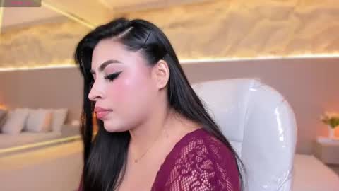 Snapshot of samanthaa_22_ chatting on 06-26-26, 11:47 Samanthaa online show from 06-26-26, 11:47