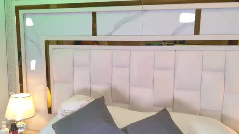 samanthaa_sm online show from 12-22-25, 12:02