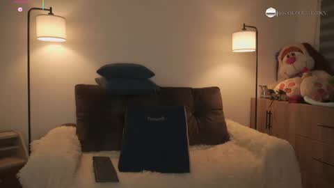 Snapshot of samanthaahoney_ chatting on 06-16-26, 11:29 samantha online show from 06-16-26, 11:29