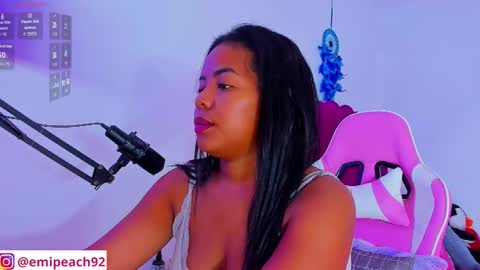 Snapshot of samanthabloom570089 chatting on 11-01-25, 01:07 Samantha Bloom online show from 11-01-25, 01:07