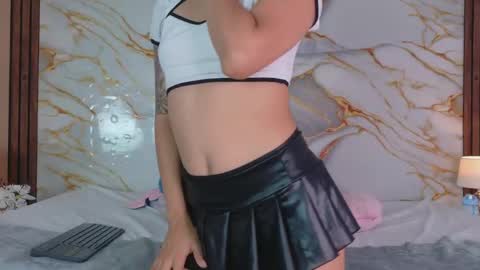 SAMANTHA ECHEVERRY online show from 03-15-26, 11:27