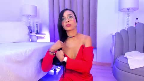 Samantha online show from 12-24-24, 09:33