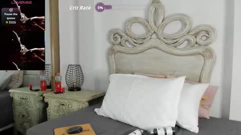 Snapshot of samanthaferrer_ chatting on 10-26-25, 08:04 Samantha online show from 10-26-25, 08:04