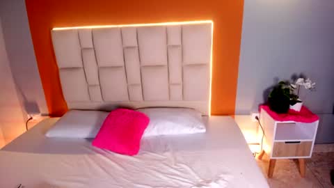 samanthafoxy_ online show from 07-16-26, 11:49