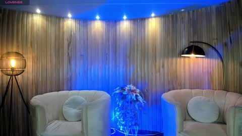 Samantha Klein online show from 12-29-24, 03:22