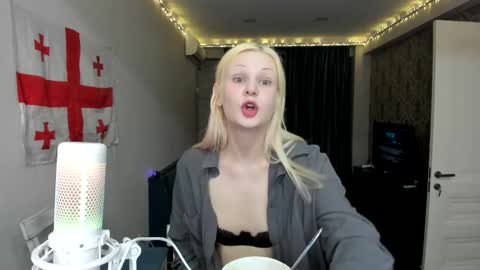 Samantha online show from 02-19-25, 03:49