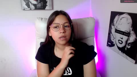 Samantha online show from 01-20-25, 04:34