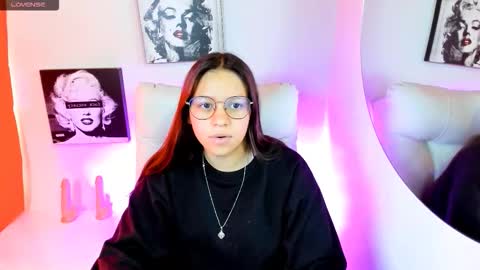 Samantha online show from 03-26-26, 03:06