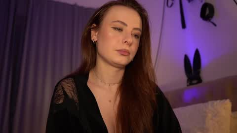 Snapshot of samanthavixen chatting on 02-01-25, 03:50 Goddess Samantha Vixen online show from 02-01-25, 03:50