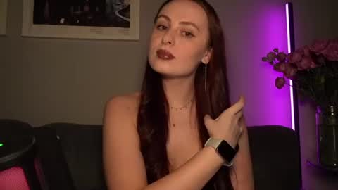 Snapshot of samanthavixen chatting on 07-22-26, 05:27 Goddess Samantha Vixen online show from 07-22-26, 05:27
