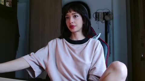 Snapshot of samantx chatting on 03-08-25, 07:20 lil sam online show from 03-08-25, 07:20