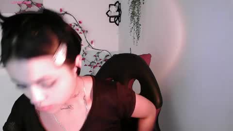 Samara   Please remeber follow me and rate me - thumbs up online show from 04-14-26, 06:30
