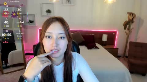 samara_hilton_2 online show from 09-23-25, 07:06