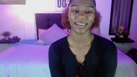 samara_roxx online show from 10-17-25, 02:15