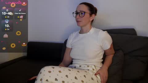 Samara From The Well online show from 12-21-24, 12:42