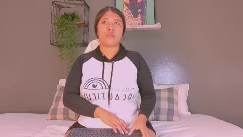 S A M A R A  online show from 10-15-25, 12:27