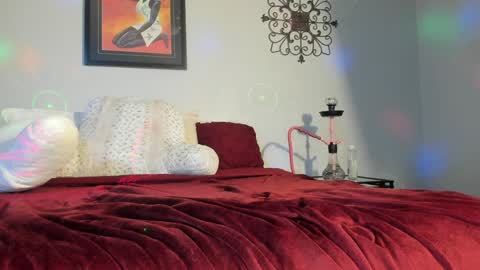 Yaya online show from 01-15-25, 06:22