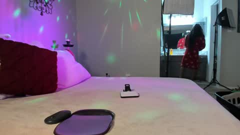 Yaya online show from 01-18-25, 04:59