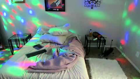 Yaya online show from 02-18-25, 11:30